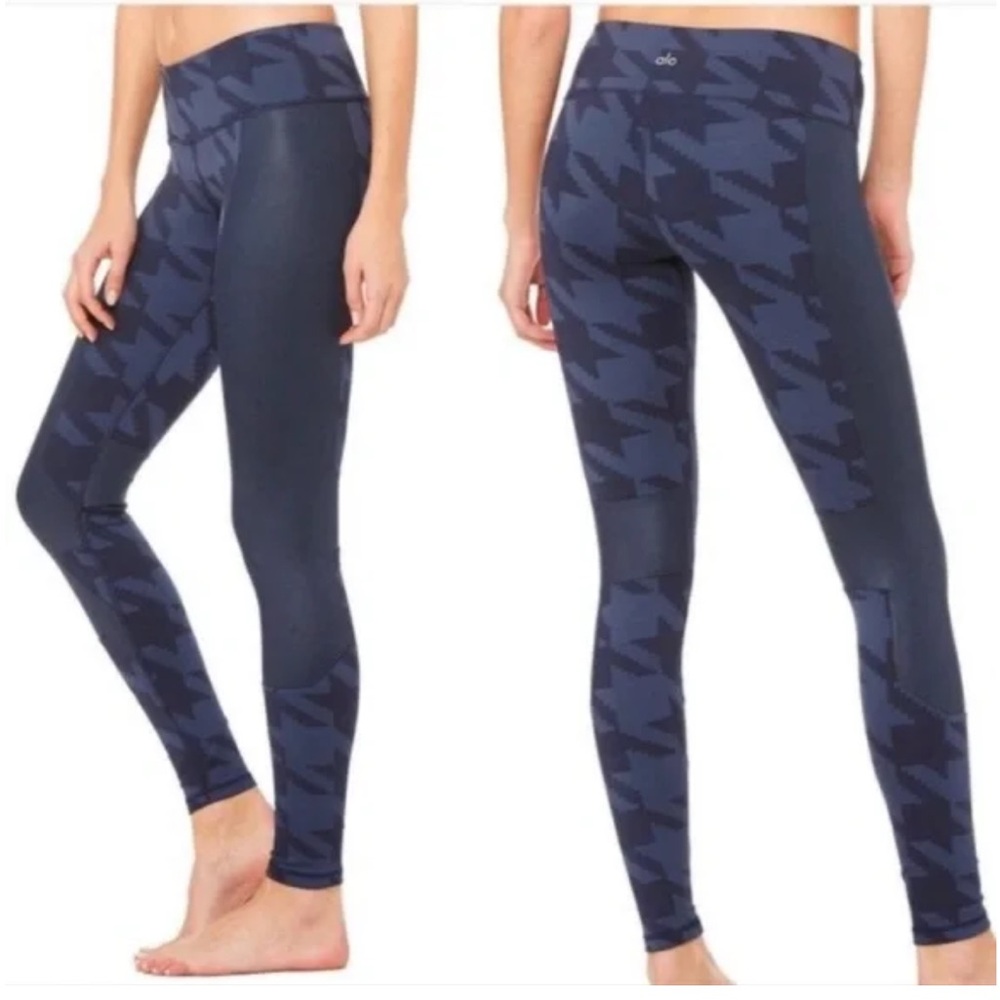 Alo Yoga leggings Navy Geometric patterned NWOT size M